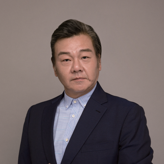 铁血警徽阿威
