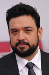 婚事Luis