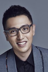 日正当中HighNoon男主持